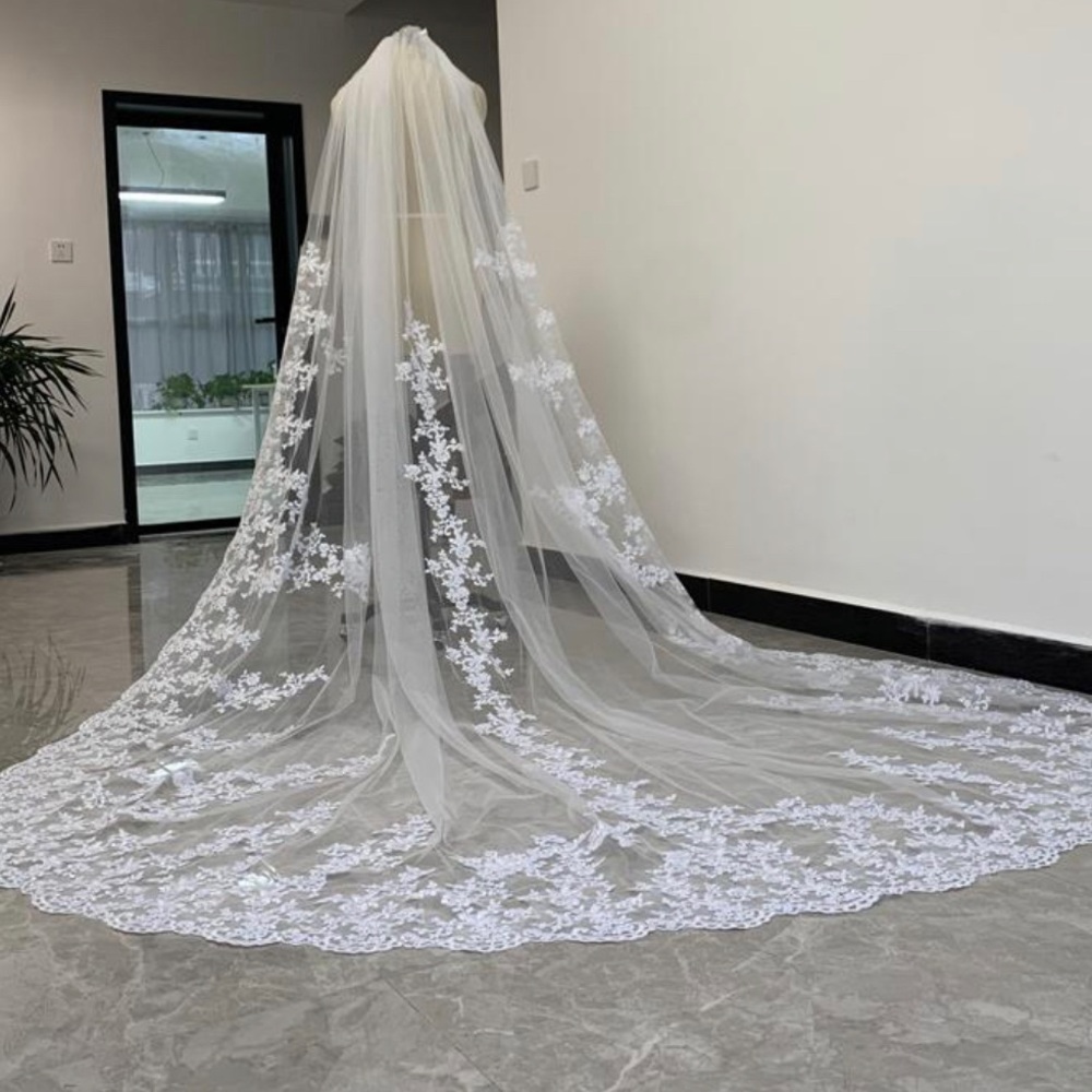 Ivory Bridal Wedding Veil With Comb